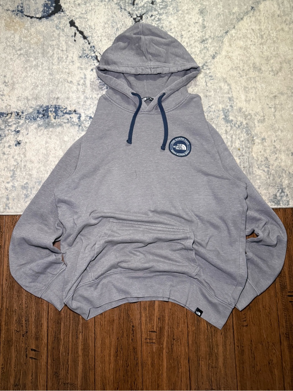 The North Face Logo Patch Pullover Hoodie Gray – Men’s Large